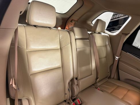 Used 2021 Jeep Grand Cherokee Limited AWD/4WD image 23