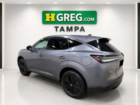 Used 2025 Nissan Murano SV AWD/4WD image 2