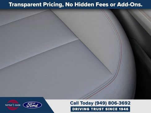 New 2025 Ford Explorer Active w/ Active Comfort Package image 16