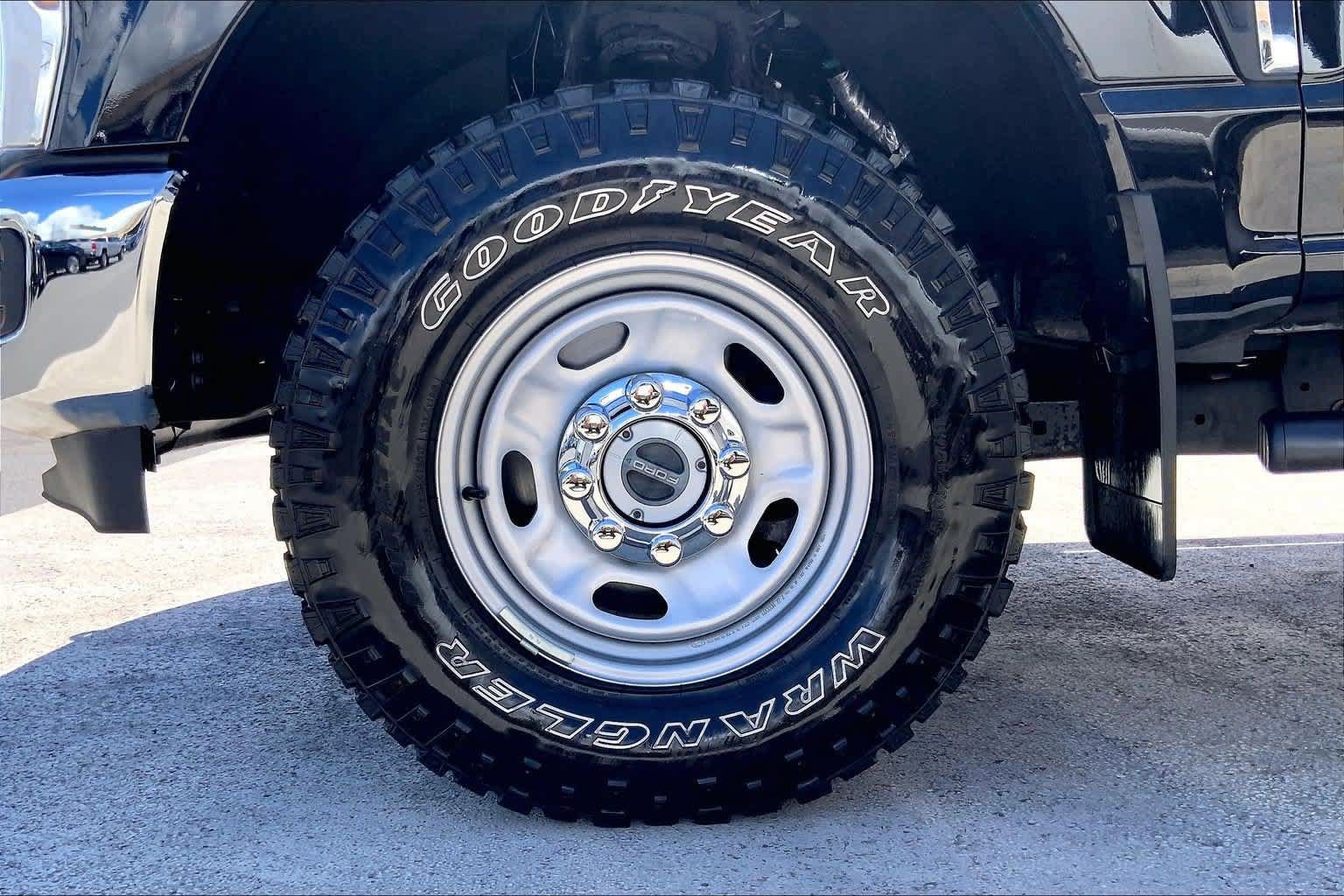 Used 2024 Ford F250 XL w/ XL Off-Road Package AWD/4WD image 8