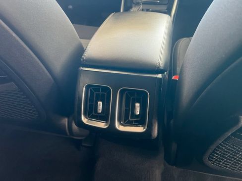 Certified 2021 Kia Sorento LX AWD/4WD image 19