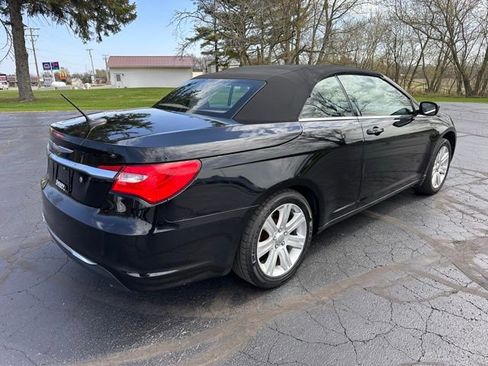 Used 2014 Chrysler 200 Touring FWD image 5