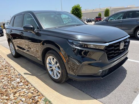 Used 2025 Honda CR-V EX image 2