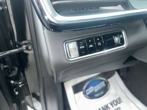 Used 2025 Buick Envision Preferred image 14