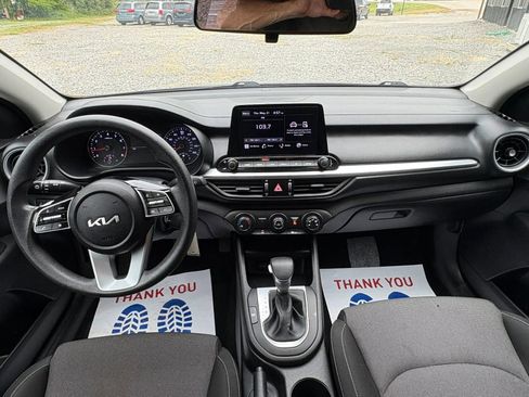 Used 2023 Kia Forte LXS FWD image 11