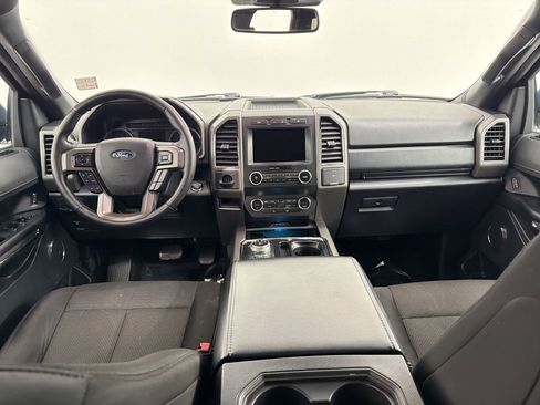 Used 2020 Ford Expedition XLT image 14