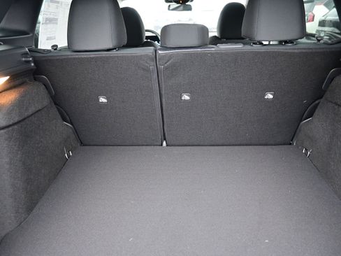 New 2026 Nissan Kicks SV image 12