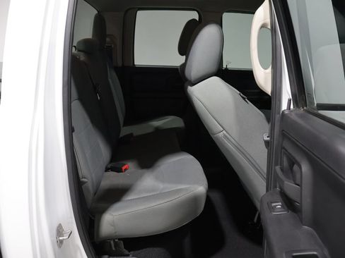 Used 2016 RAM 1500 Express AWD/4WD image 18