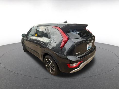 Used 2026 Kia Niro LX FWD image 3