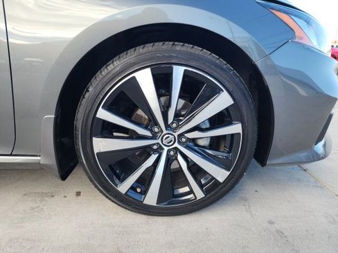 Used 2019 Nissan Altima 2.5 SR image 13