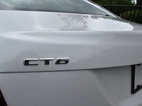 Used 2018 Cadillac CT6 Luxury AWD/4WD image 35