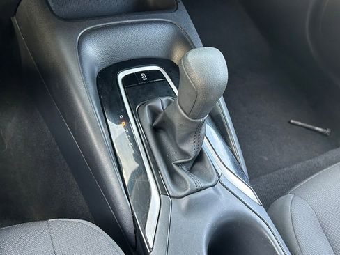 Used 2023 Toyota Corolla LE image 21