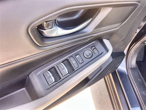 Certified 2025 Honda Accord SE image 30