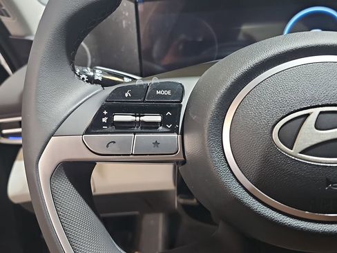 New 2026 Hyundai Elantra Limited image 17