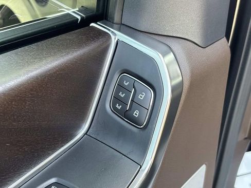 Used 2025 Ford F150 King Ranch w/ FX4 Off-Road Package image 25