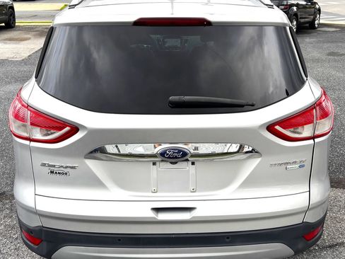 Used 2015 Ford Escape Titanium AWD/4WD image 34