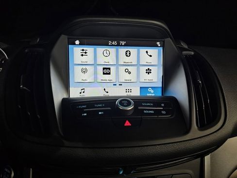 Used 2019 Ford Escape SE image 26