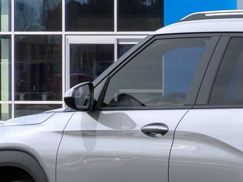 New 2026 Chevrolet TrailBlazer LT w/ LPO, Blackout Package image 14