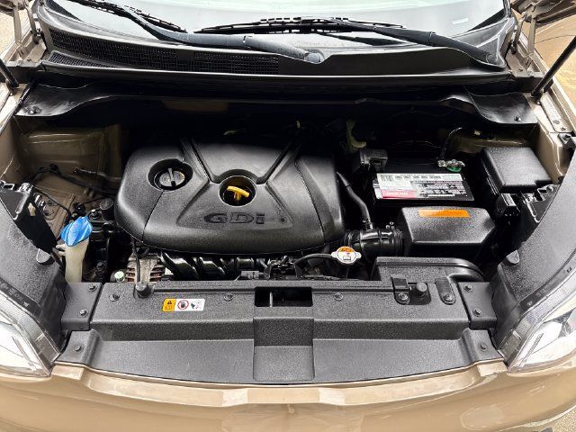 Used 2015 Kia Soul + w/ Primo Package FWD image 29