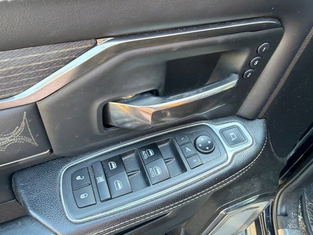 Used 2019 RAM 3500 Limited AWD/4WD image 19