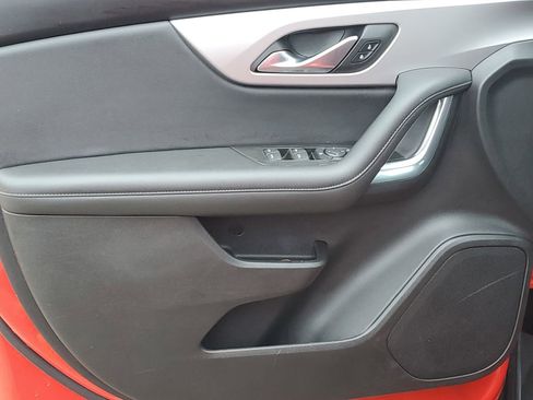 Used 2021 Chevrolet Blazer LT image 24