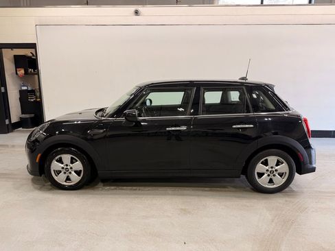 Used 2022 MINI Cooper 4-Door Hardtop w/ Storage Package image 2