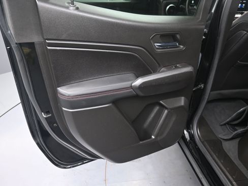 Used 2023 Chevrolet Colorado Z71 w/ Z71 Convenience Package 2 image 22