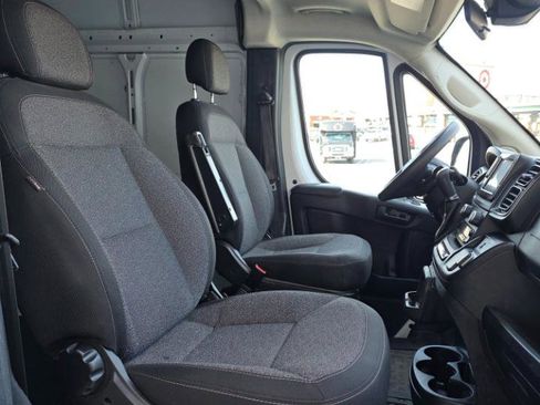 Used 2023 RAM ProMaster 2500 FWD image 16