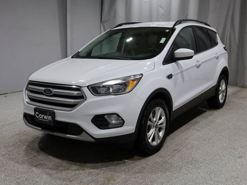 Used 2018 Ford Escape SE w/ SE Sync 3 Package image 5