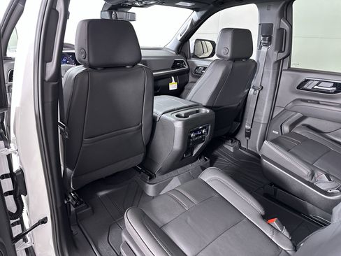 New 2026 Chevrolet Suburban RST w/ Comfort Package image 58