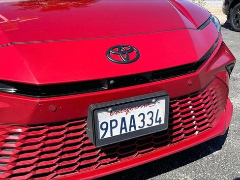 Used 2025 Toyota Camry XSE w/ Premium Plus Package image 30