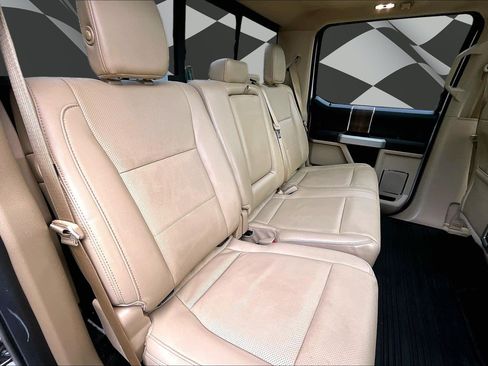 Used 2016 Ford F150 Lariat w/ Equipment Group 502A Luxury AWD/4WD image 27