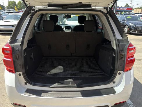 Used 2017 Chevrolet Equinox LS AWD/4WD image 31