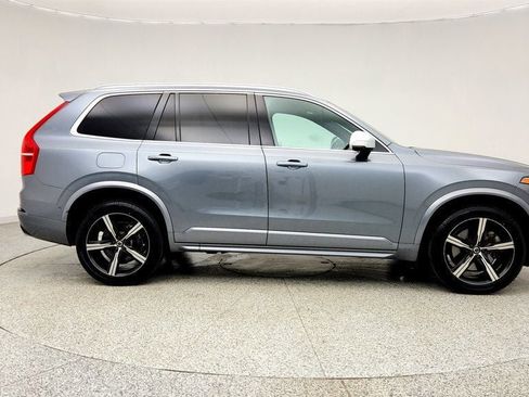 Used 2017 Volvo XC90 T8 R-Design w/ Vision Package image 4