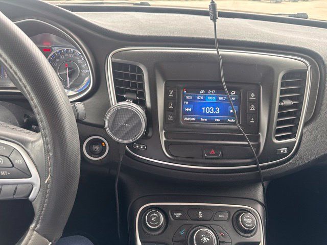 Used 2015 Chrysler 200 Limited w/ Convenience Group FWD image 16