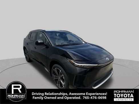 Used 2024 Toyota bZ4X AWD w/ Weather Package image 9