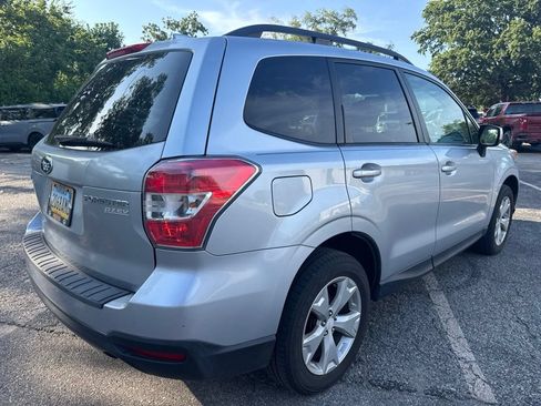 Used 2016 Subaru Forester 2.5i Premium w/ Popular Package #2 AWD/4WD image 3