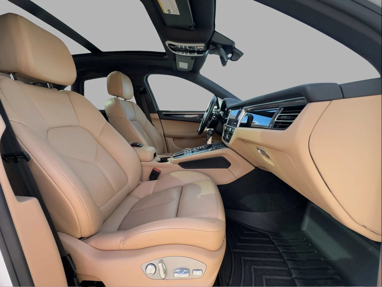 Used 2019 Porsche Macan AWD/4WD image 36