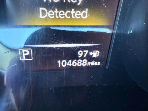 Used 2018 Nissan Rogue Sport SL image 15