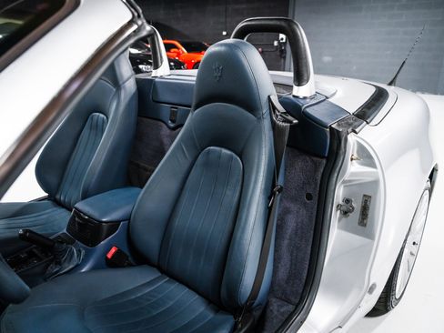 Used 2002 Maserati Spyder GT RWD image 17