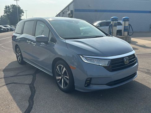 Used 2024 Honda Odyssey Touring image 7