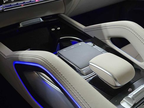 Used 2024 Mercedes-Benz GLE 63 AMG S image 32