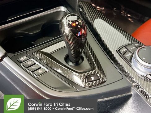 Used 2016 BMW M3 RWD image 10