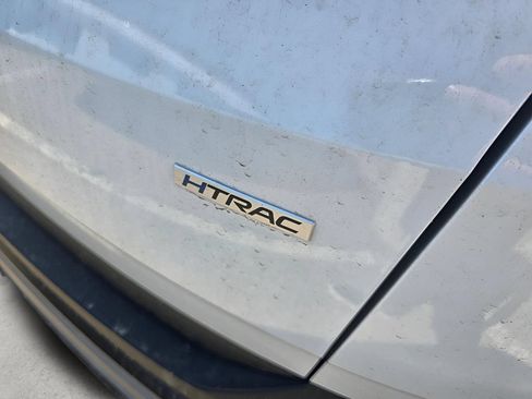 Used 2025 Hyundai Tucson Limited AWD/4WD image 16