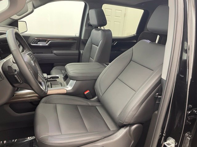 New 2026 Chevrolet Silverado 1500 RST w/ RST All Star Premium Package AWD/4WD image 17