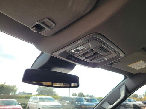 New 2026 GMC Sierra 1500 SLT w/ SLT Premium Plus Package image 24