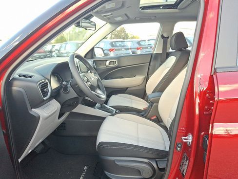 New 2026 Hyundai Venue SEL image 9