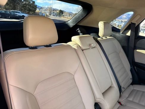 Certified 2021 Ford Edge SEL w/ Cargo Accessory Package image 23