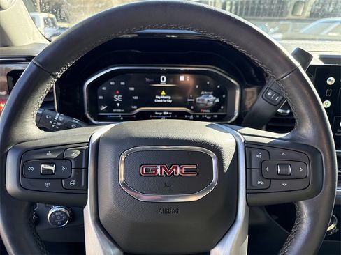 Used 2022 GMC Sierra 1500 Elevation image 25