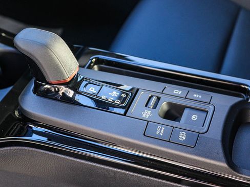 New 2026 Toyota Prius Plug-In Hybrid FWD image 22